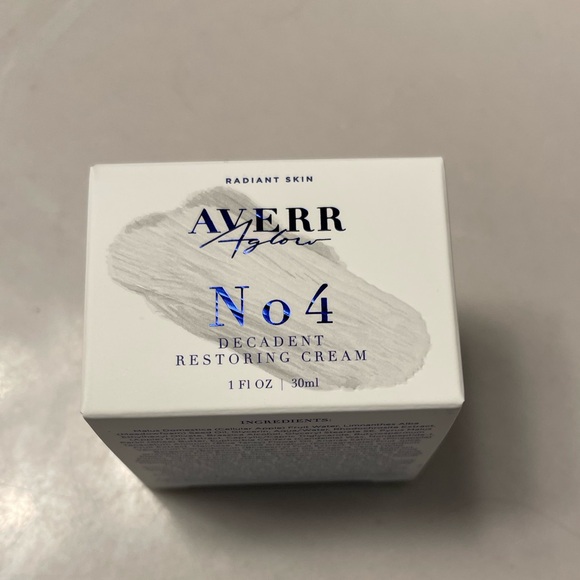 AverrAglow No 4 Decadent Restoring Cream - Picture 2 of 7